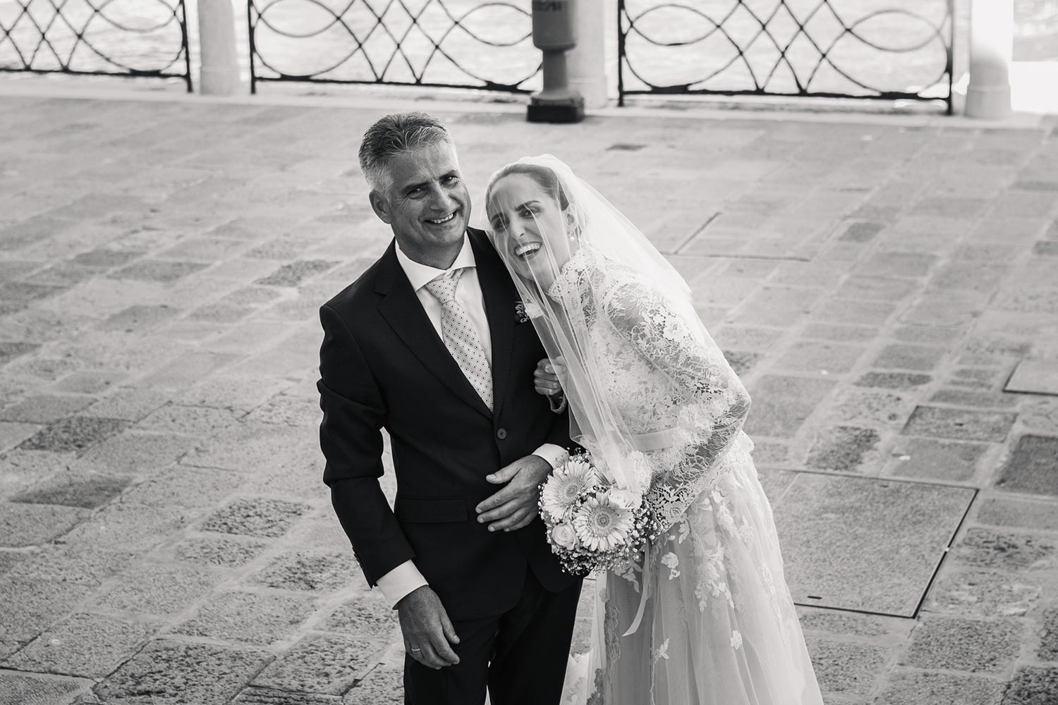 Giorgia Francesco, the bride Francesca arrives with her father