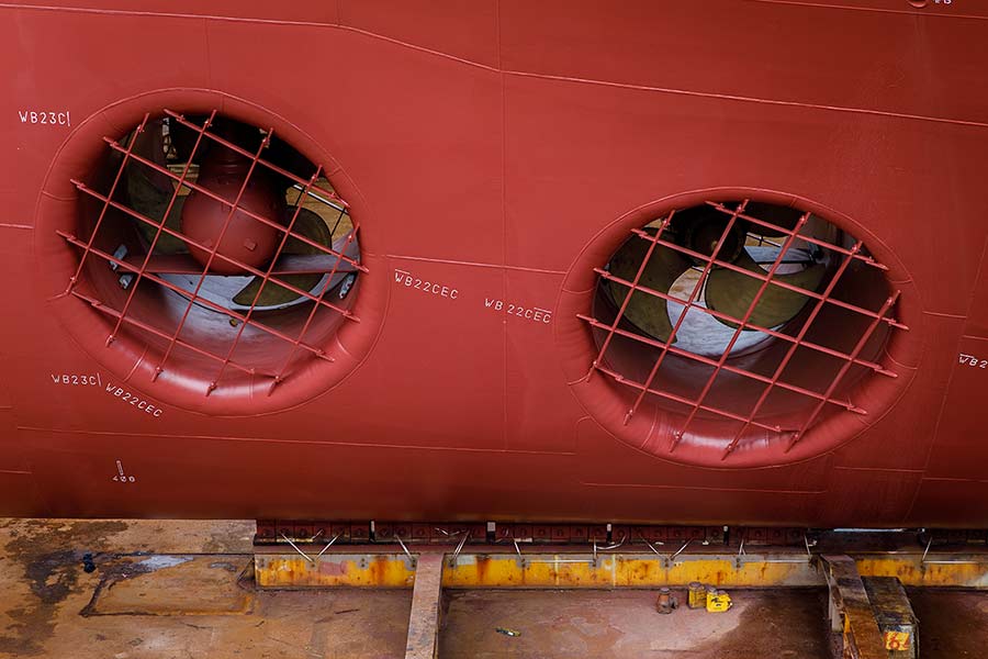 Eliche di nave pronta al varo
